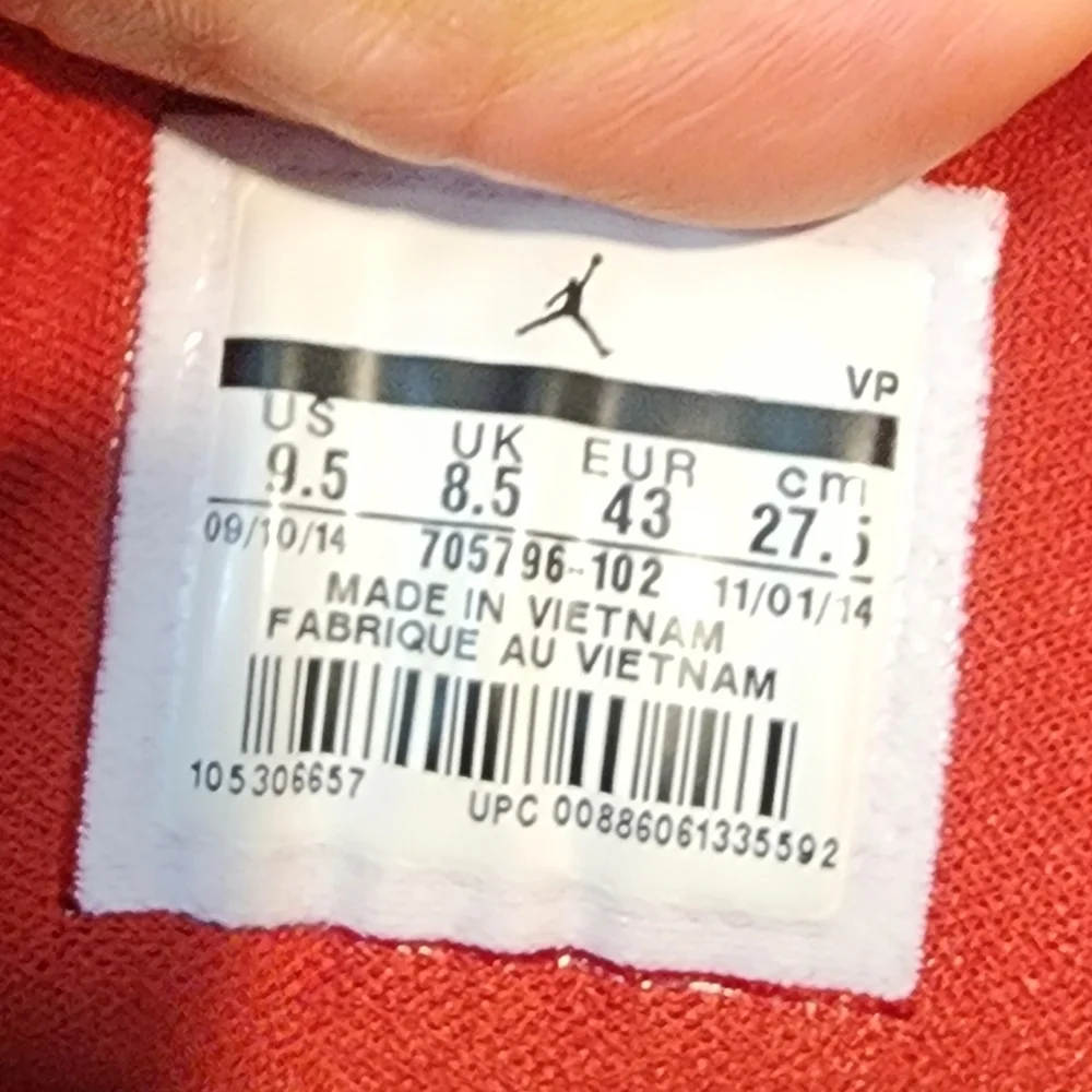 Air Jordan Flight White/Red Basketball Shoes Size 9.5 high-top sneakers in white